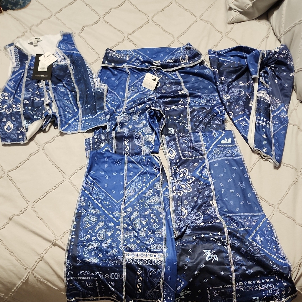 Fashion Nova Blue Bandana Flare Pants